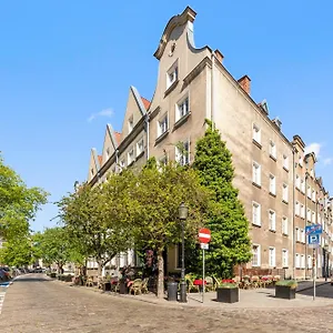 Blue Mandarin Old Town Apartment